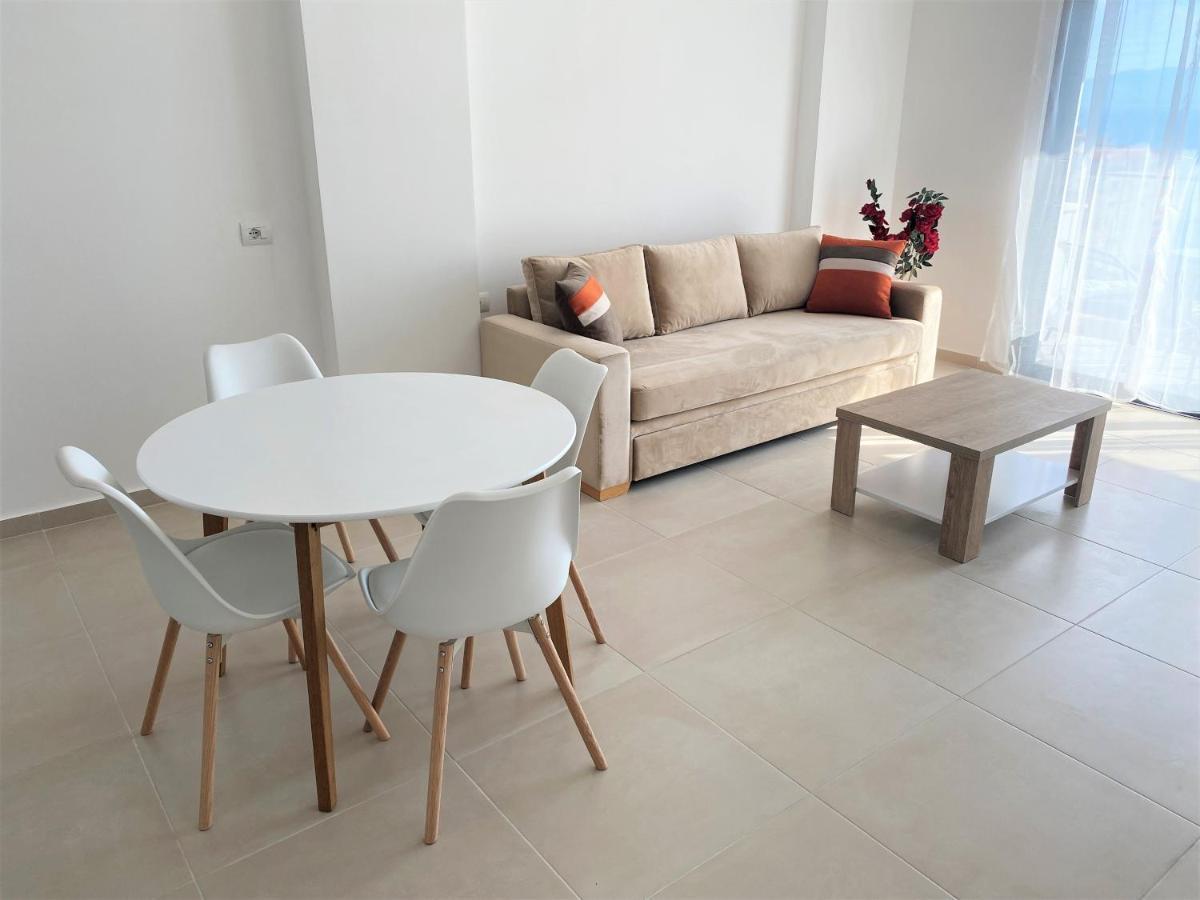 Sea View Apartment Elite2 Sarande Exterior photo